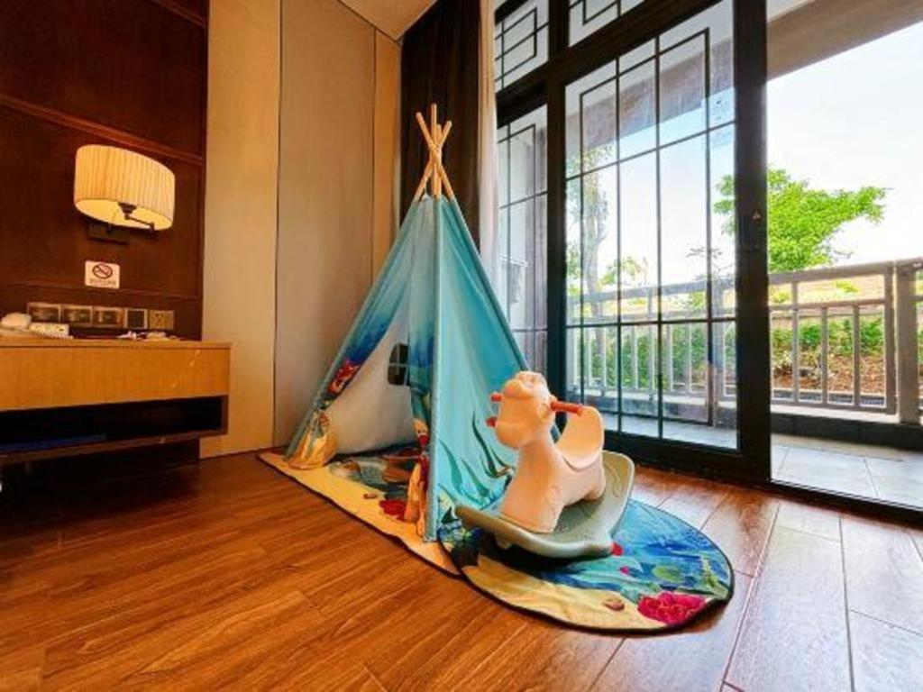 Eadry Royal Garden Hotel Haikou Haikou  Buitenkant foto
